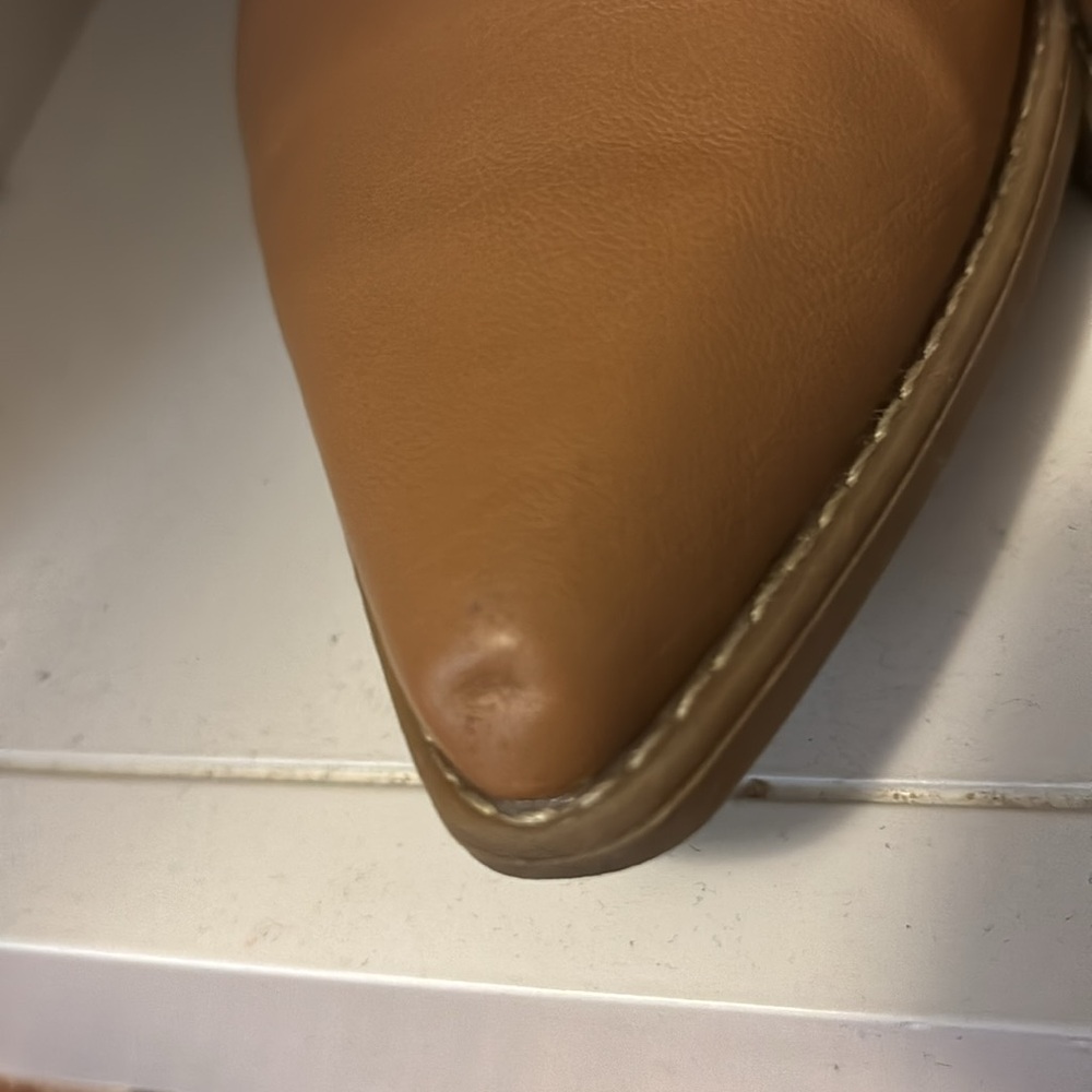Universal Thread Boots 7.5 - Picture 4 of 4